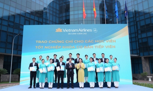 Vietnam Airlines tổ chức thành công Ngày hội việc làm 2025 lần đầu tiên