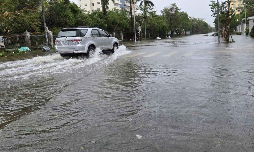 Mục tiêu đến năm 2035 cơ bản kiểm soát tình trạng ngập nặng