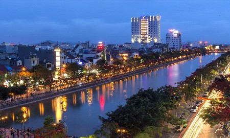 Tuyến đường phố Nguyễn Đức Cảnh bên hồ Tam Bạc (Hải Phòng) giá đất được điều chỉnh tăng lên thành 160 triệu đồng/m2.