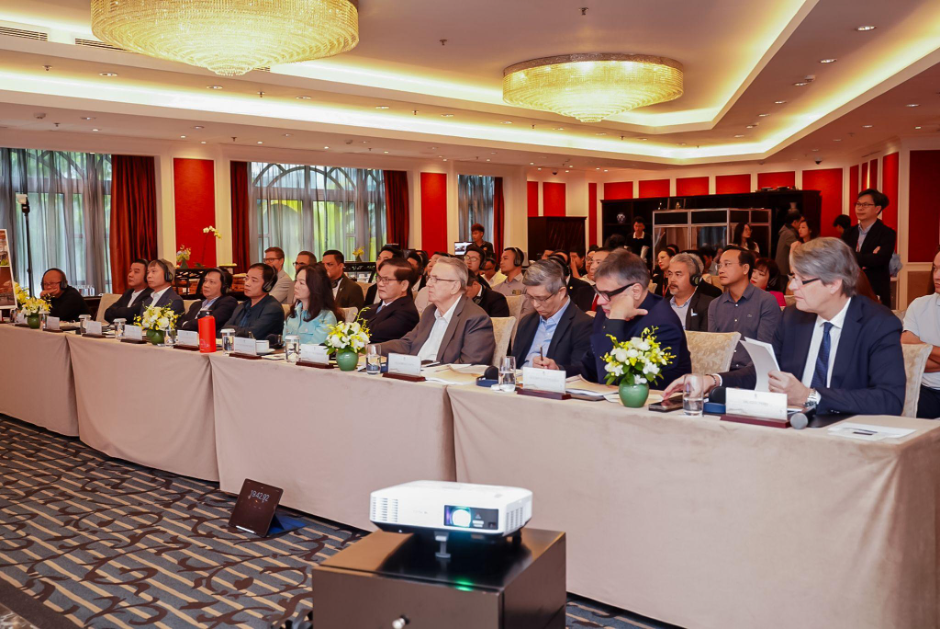 Independent and transparent evaluation to identify the optimal design for a 4F / Skytrax 5-Star International Airport