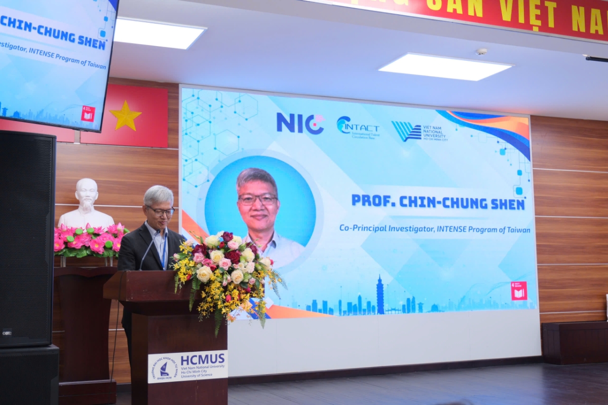 Đại diện Chương trình Học bổng INTENSE (Đài Loan) chia sẻ về những nội dung và định hướng của học bổng dành cho sinh viên Việt Nam.