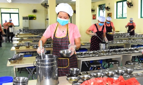 Bộ Y tế: Quy định trách nhiệm về phòng ngừa ngộ độc thực phẩm tại các bếp ăn tập thể  