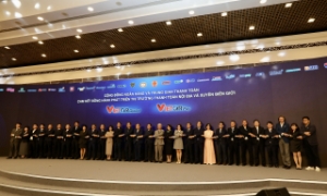 Chung tay mở rộng thanh toán nội địa và xuyên biên giới