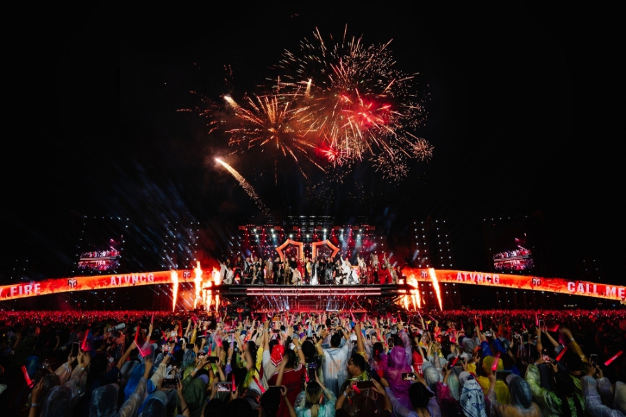 Hai đêm concert Anh trai vượt ngàn chông gai diễn ra tối 6 và 7/9 tại The Global City (TPHCM) thu hút hàng vạn khán giả. 