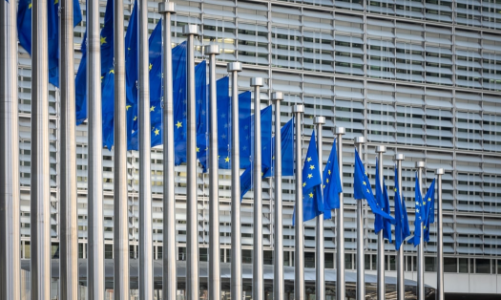 EU hạ dự báo tăng trưởng năm 2026 vì thuế quan