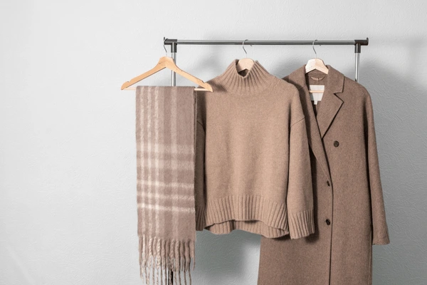 Nhiều thương hiệu tích hợp len Alpaca vào các sản phẩm mùa lạnh.