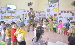Những thầy giáo đứng lớp mầm non trên vùng cao Thanh Hóa