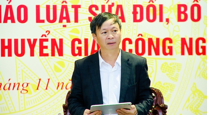 Thứ trưởng Bộ Khoa học và Công nghệ Hoàng Minh. 