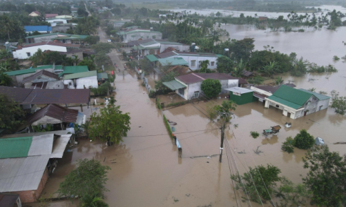 Mưa lũ kéo dài gây thiệt hại nặng nề cho Nam Trung Bộ và Tây Nguyên 
