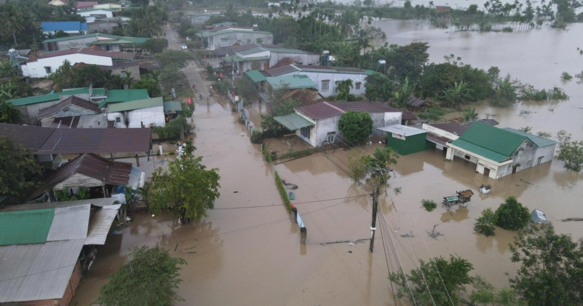 Mưa lũ kéo dài gây thiệt hại nặng nề cho Nam Trung Bộ và Tây Nguyên