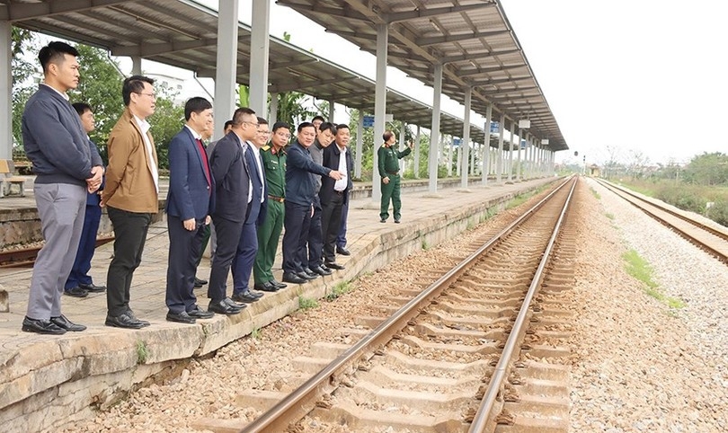 Khảo sát sơ bộ địa điểm quy hoạch Trung tâm Logistics trên địa bàn xã Đức Thọ. Ảnh: BHT