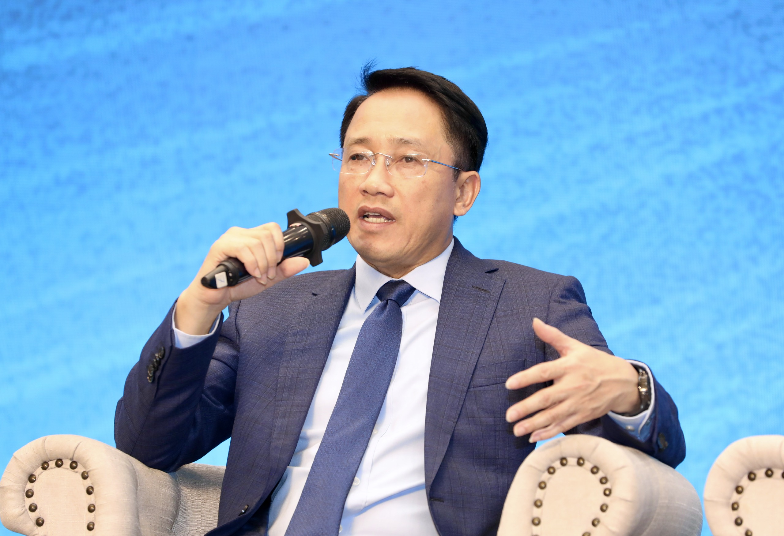 Ông Mai Sơn, Phó Cục trưởng Cục Thuế, (Bộ Tài chính)