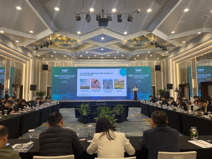 Quang cảnh diễn đàn.