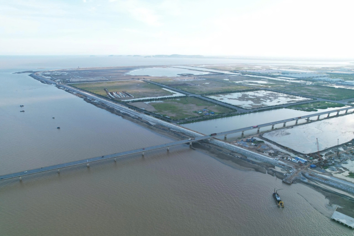 Dự án tuyến đê biển Nam Đình Vũ dài 12,7km có tổng mức đầu tư hơn 2.284 tỷ đồng nhưng tiết giảm được hơn 175 tỷ đồng