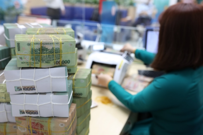 Oustanding loans in HCM City and Dong Nai province reach $210 bln in 10M