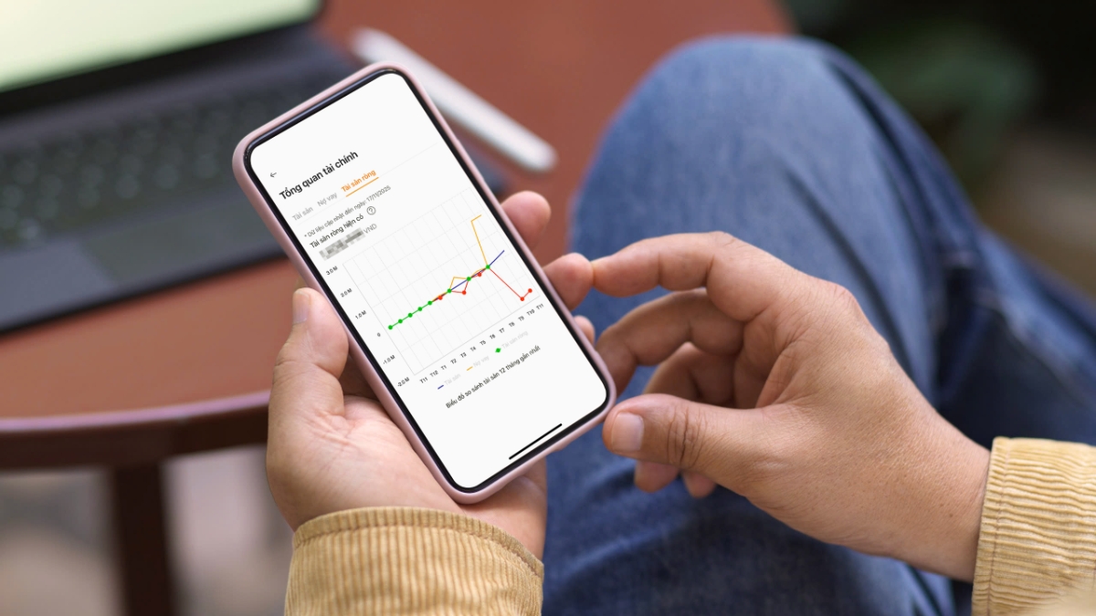 Khách hàng dễ dàng theo dõi tài sản của mình trên app SHB SAHA.