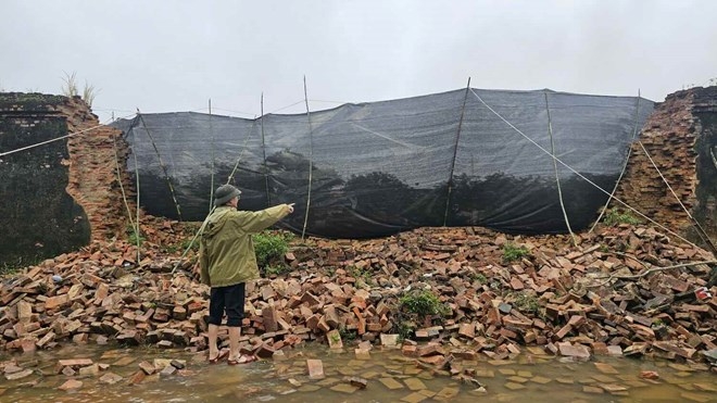 Hiện trường Hoàng Thành Huế bị sập do mưa lũ. Ảnh: Phúc Đạt.
