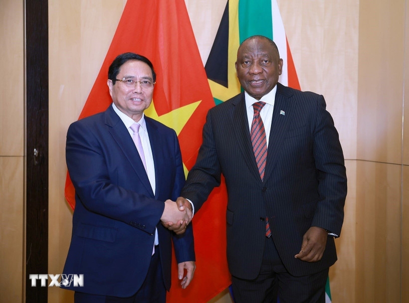 Thủ tướng Phạm Minh Chính hội kiến Tổng thống Cộng hòa Nam Phi Matamela Cyril Ramaphosa. Ảnh: TTXVN.