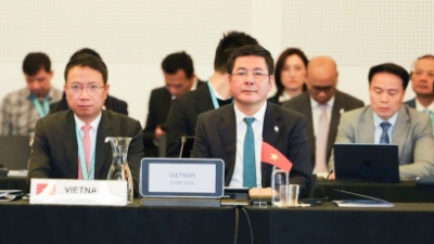 Vietnam attends 9th CPTPP Commission meeting 