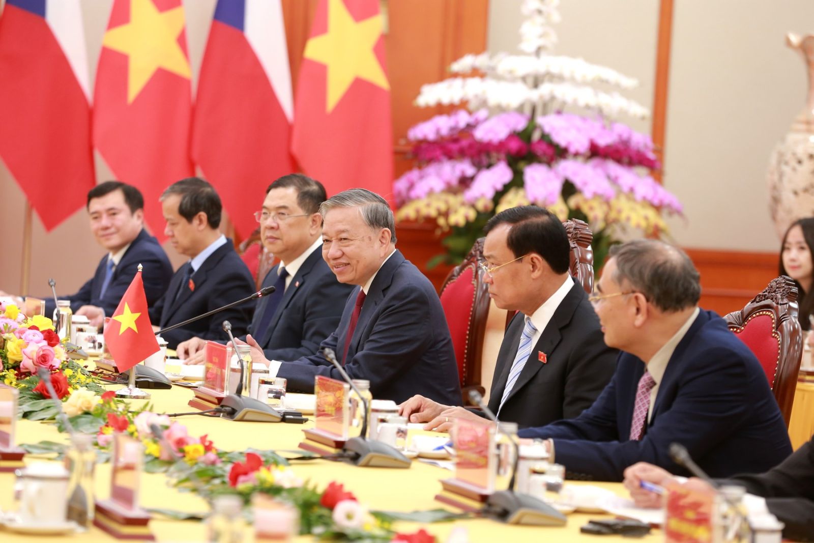 Hình ảnh buổi tiếp.  Ảnh: ĐCS