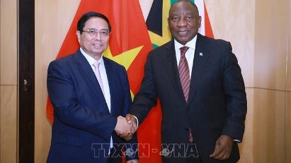Vietnam, South Africa upgrade bilateral ties to strategic partnership