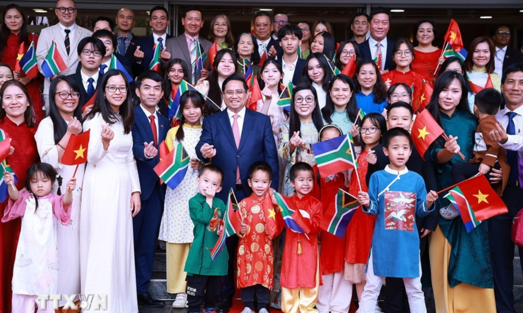 Thủ tướng Phạm Minh Chính gặp gỡ cộng đồng người Việt tại Nam Phi