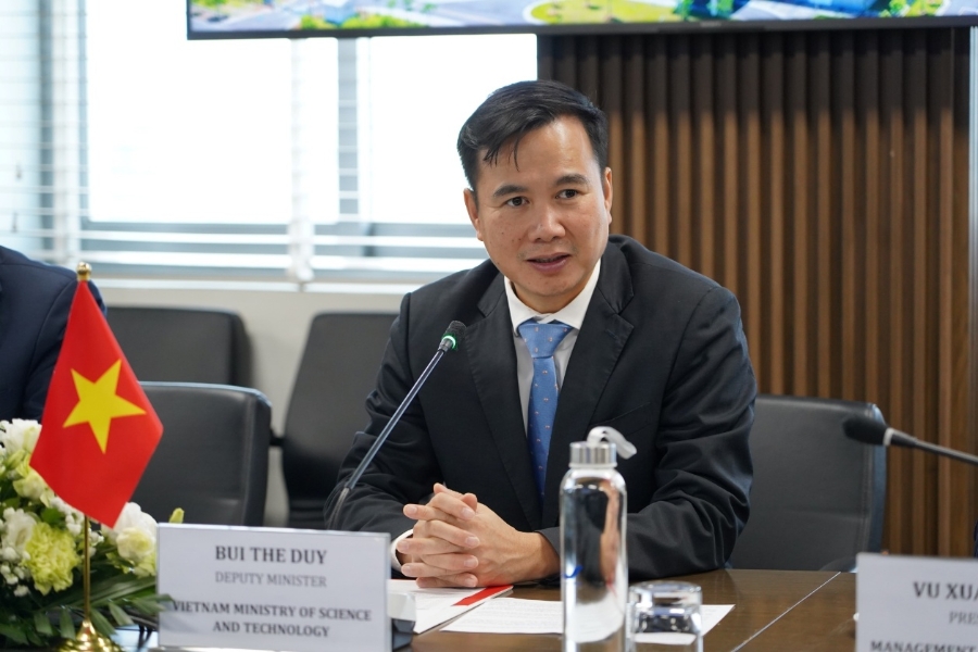 Thứ trưởng Bùi Thế Duy phát biểu tại buổi làm việc.