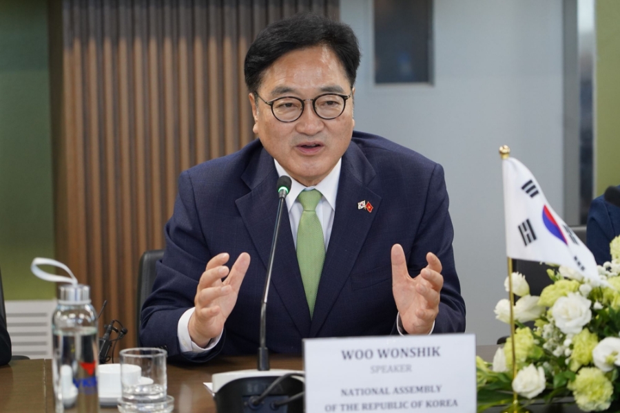 Chủ tịch Quốc hội Hàn Quốc Woo Won Shik đánh giá cao những kết quả của VKIST.