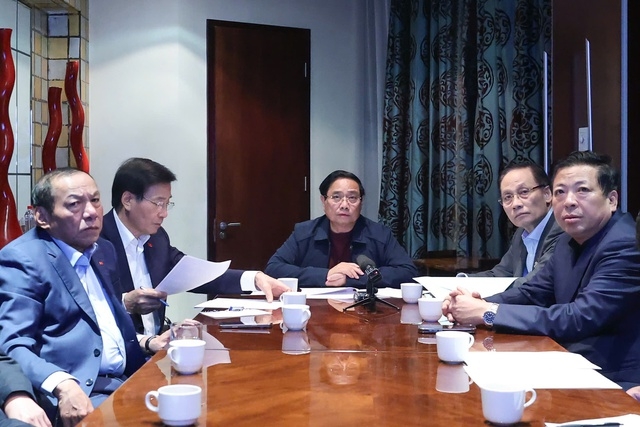 Prime Minister Pham Minh Chinh directs more efforts for overcoming flood consequences