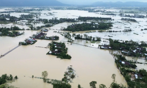 Lũ lịch sử tàn phá Nam Trung Bộ, 102 người chết, mất tích