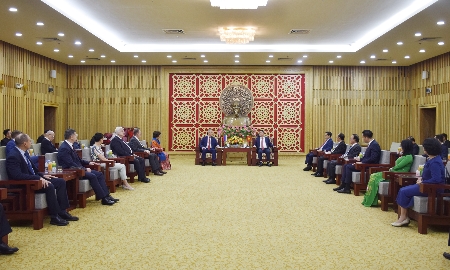 Quang cảnh buổi tiếp