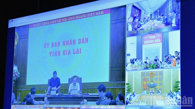 Cuộc họp diễn ra theo hình thức trực tuyến tới các điểm cầu. Ảnh: Nhân Dân