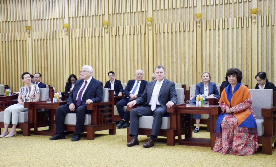 Các đại biểu tham dự