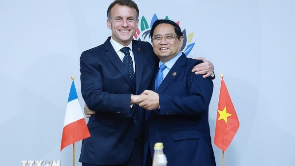 Thủ tướng Phạm Minh Chính gặp Tổng thống Pháp và Tổng Thư ký OECD