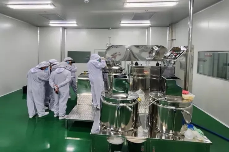 Phòng sản xuất tại Công ty Cổ phần Nhà máy y tế EBC Đồng Nai.