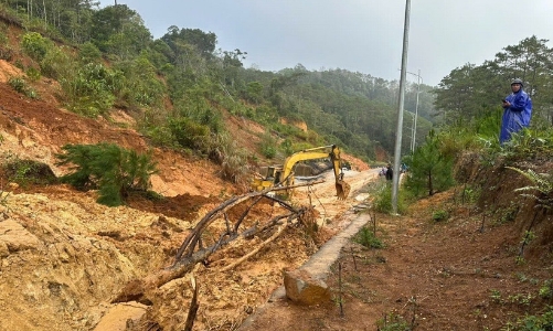 Còn 12 điểm tắc đường, nỗ lực thông tuyến trước ngày 27/11
