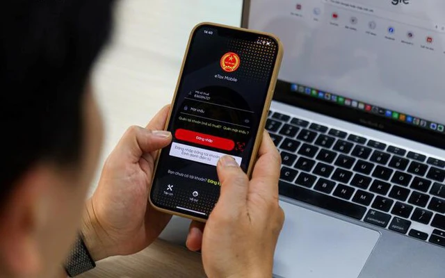 Vì sao hàng loạt hồ sơ hoàn thuế thu nhập cá nhân vẫn tồn đọng?