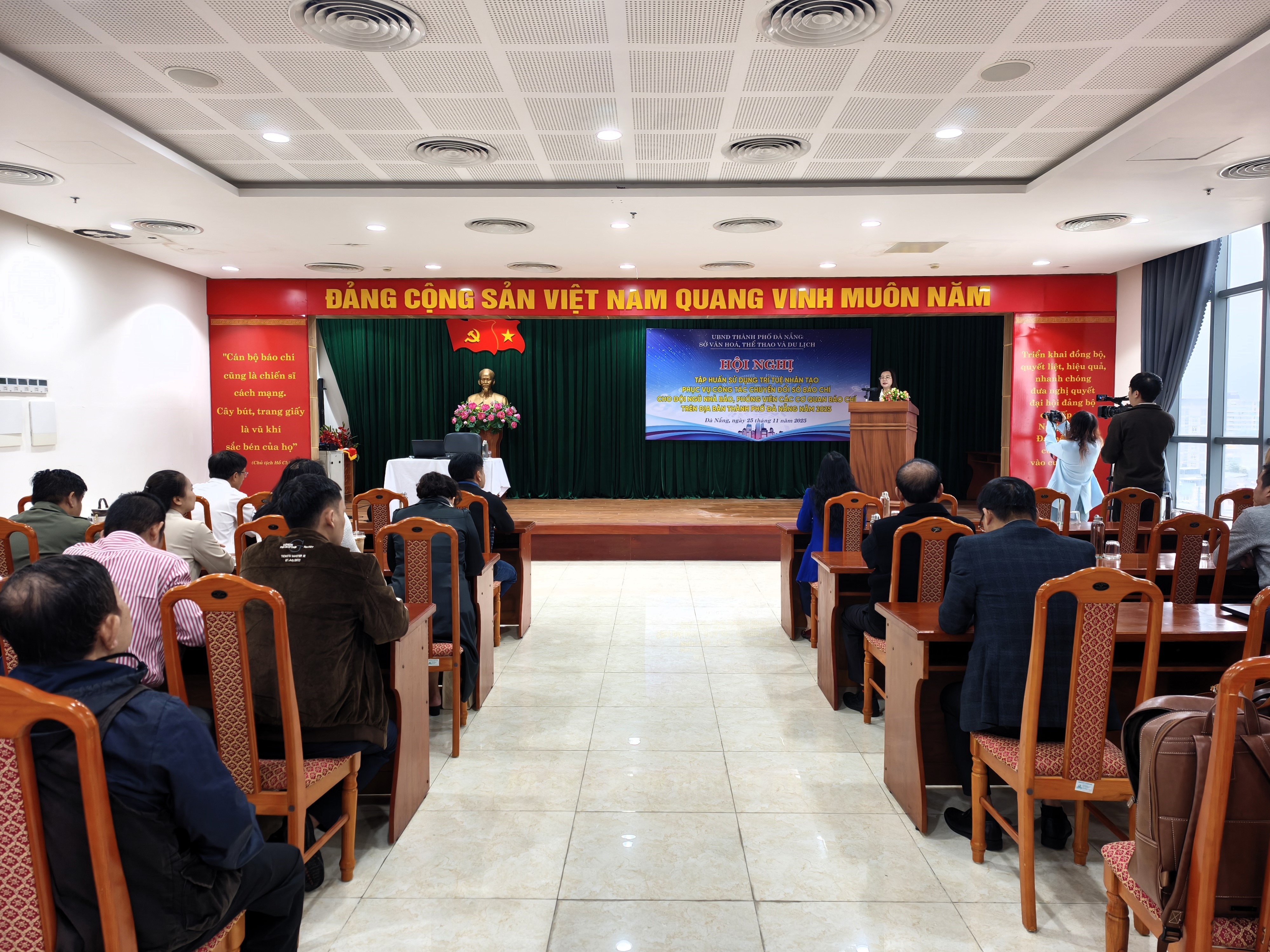 Đà Nẵng đẩy mạnh chuyển đổi số báo chí 