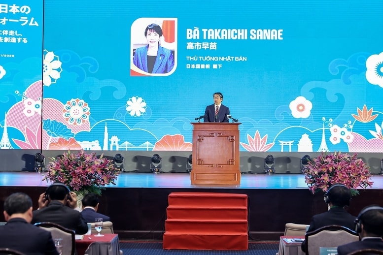 Đại sứ Nhật Bản tại Việt Nam Ito Naoki đọc Thông điệp của Thủ tướng Nhật Bản chúc mừng Diễn đàn. Ảnh: Nhật Bắc