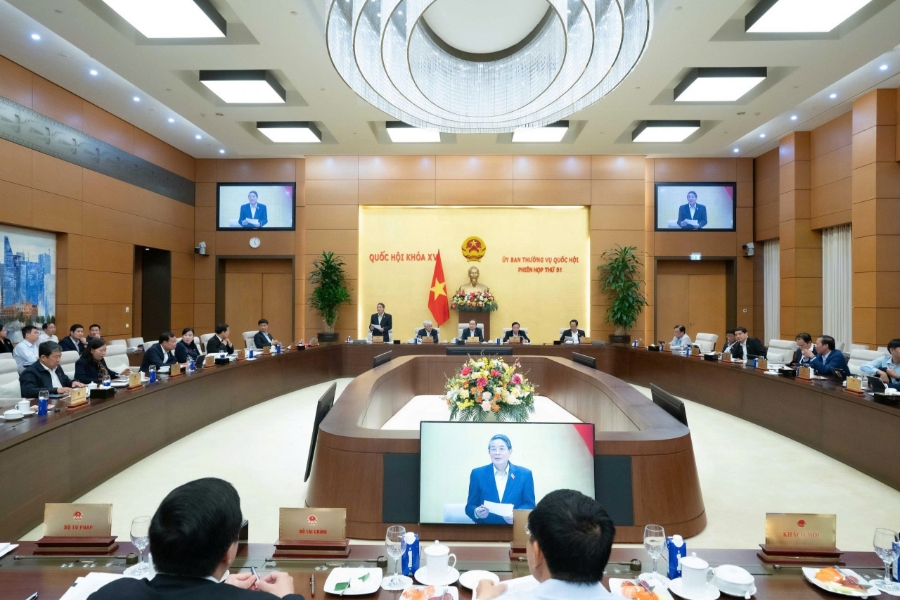 Quang cảnh Phiên họp