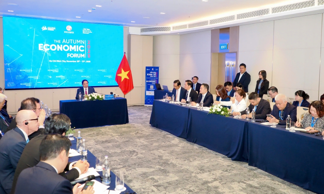Thủ tướng Phạm Minh Chính tiếp lãnh đạo các tập đoàn, doanh nghiệp quốc tế trong lĩnh vực tài chính - Ảnh: Hoàng Hùng.