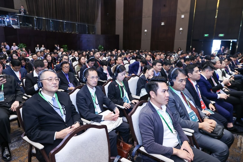 Các đại biểu tham dự Diễn đàn. Ảnh: Nhật Bắc