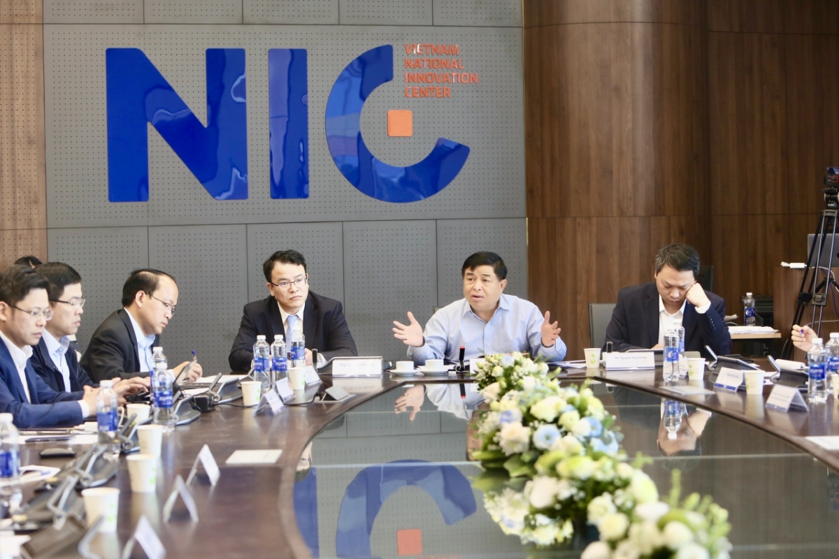 Cuộc làm việc có sự tham gia của đại diện các bộ ngành, cơ quan liên quan.