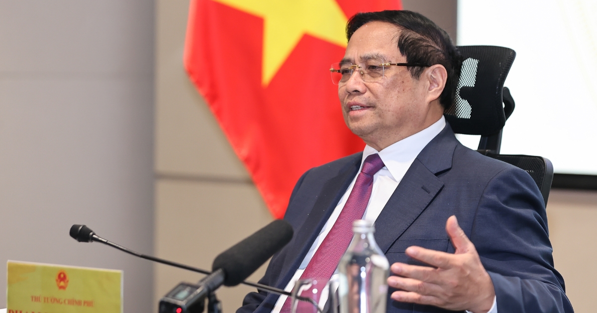 Thủ tướng yêu cầu xử lý dứt điểm vi phạm, quyết tâm gỡ “thẻ vàng” trong năm 2025