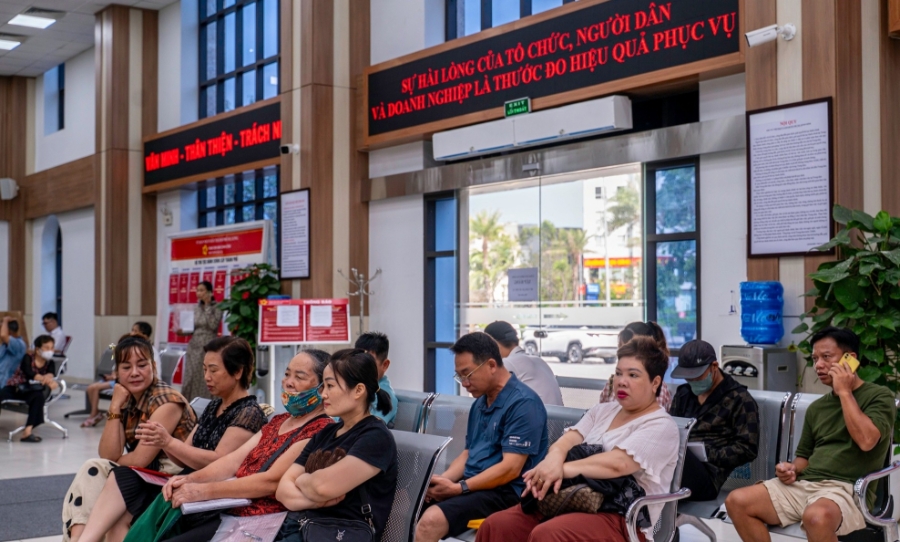 Việc tổ chức lại hệ thống trung tâm phục vụ hành chính công theo mô hình một cấp sẽ mang lại hàng loạt thay đổi thiết thực cho người dân và doanh nghiệp. Ảnh minh họa