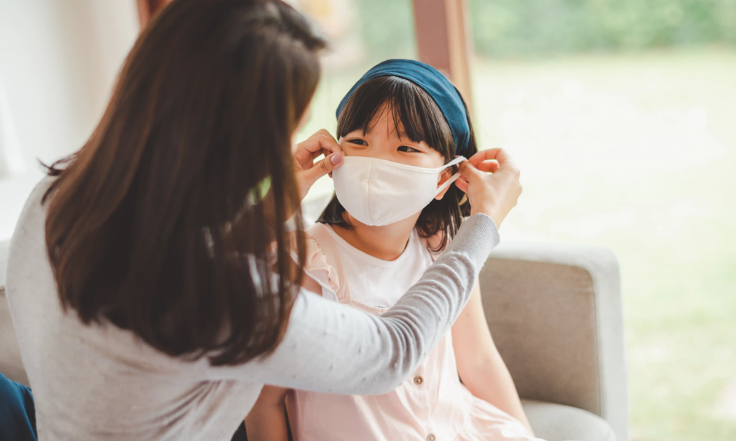 Sự thay đổi thất thường của nhiệt độ và độ ẩm là điều kiện thuận lợi bùng phát dịch bệnh.