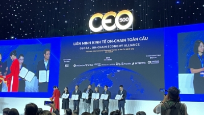 Global On-Chain Economy Alliance debuts in HCM City