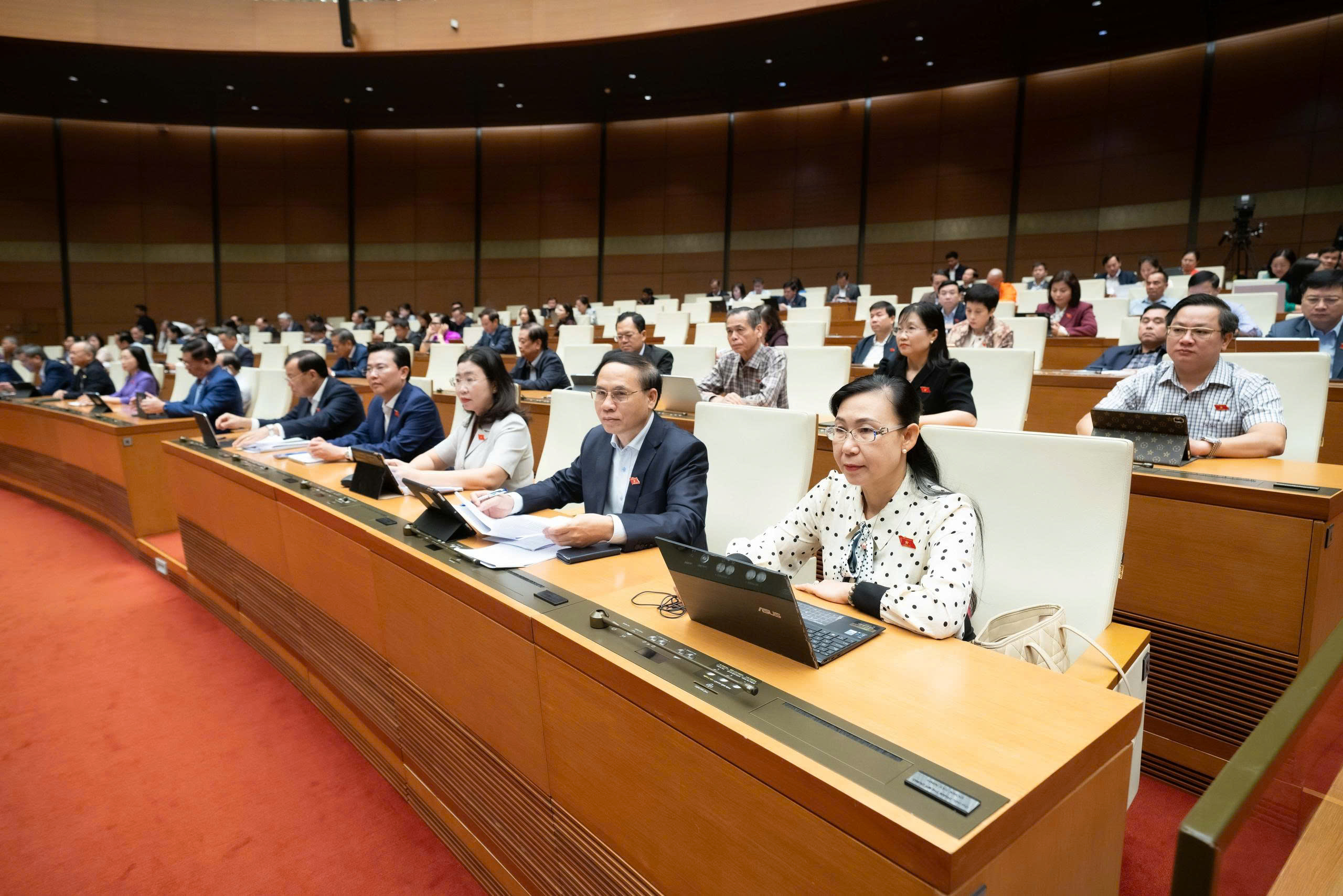 Quốc hội không đồng ý bổ sung “vụ việc cạnh tranh” vào phạm vi tương trợ tư pháp dân sự