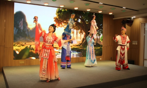 Thúc đẩy giao lưu nhân văn, mở rộng hợp tác Việt Nam - Trung Quốc