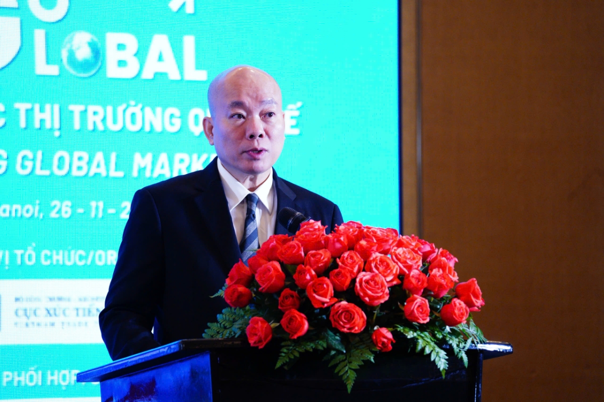 Ông Vũ Bá Phú, Cục trưởng Cục xúc tiến Thương mại phát biểu tại diễn đàn.